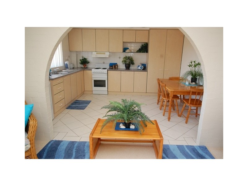 4/10  Mallawa Crescent, Port Macquarie NSW 2444