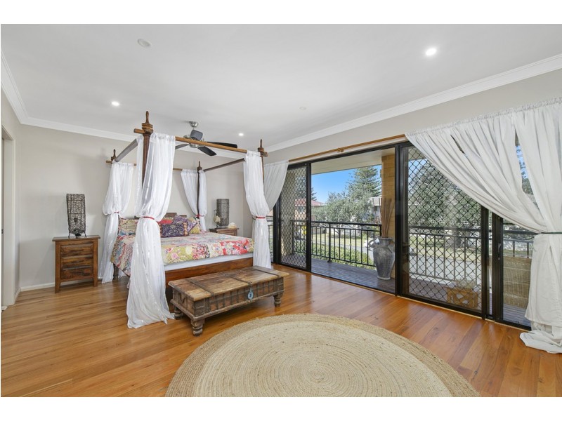 25 Chepana Street, Lake Cathie NSW 2445