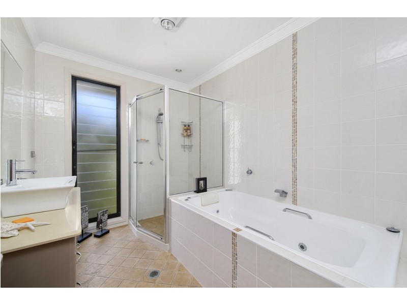 25 Chepana Street, Lake Cathie NSW 2445