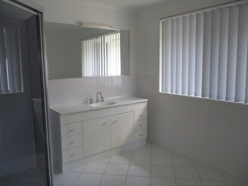 4 Livingstone Road, Port Macquarie NSW 2444