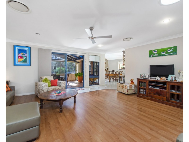 53 Abel Tasman Drive, Lake Cathie NSW 2445