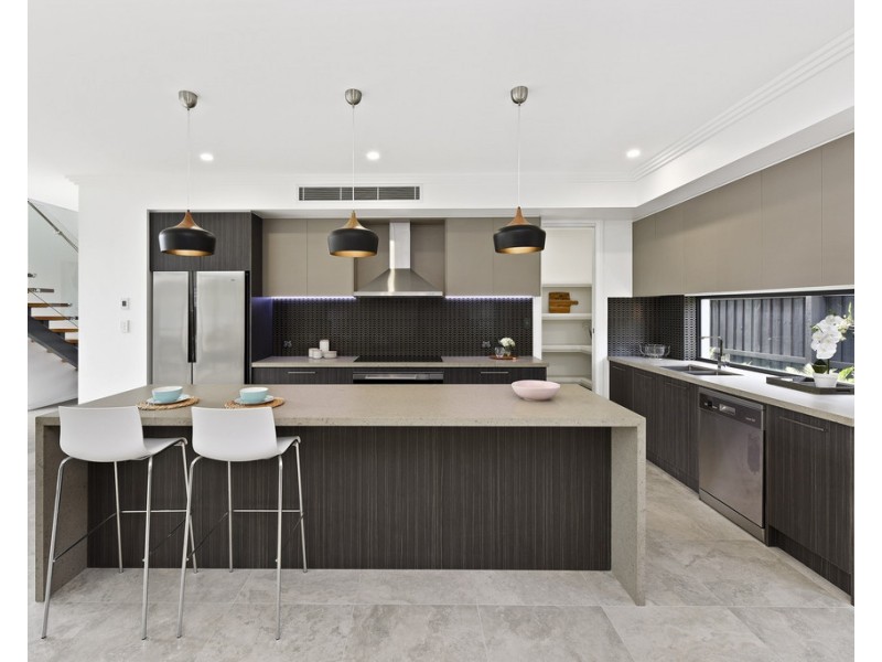 22 Sovereign Drive, Thrumster NSW 2444