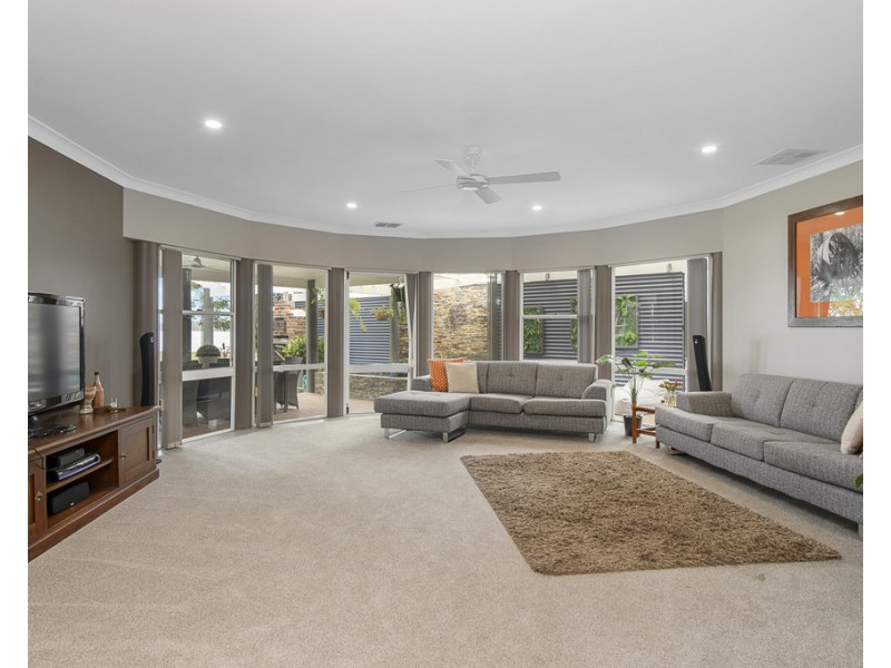 81 Riverside Drive, Riverside NSW 2444