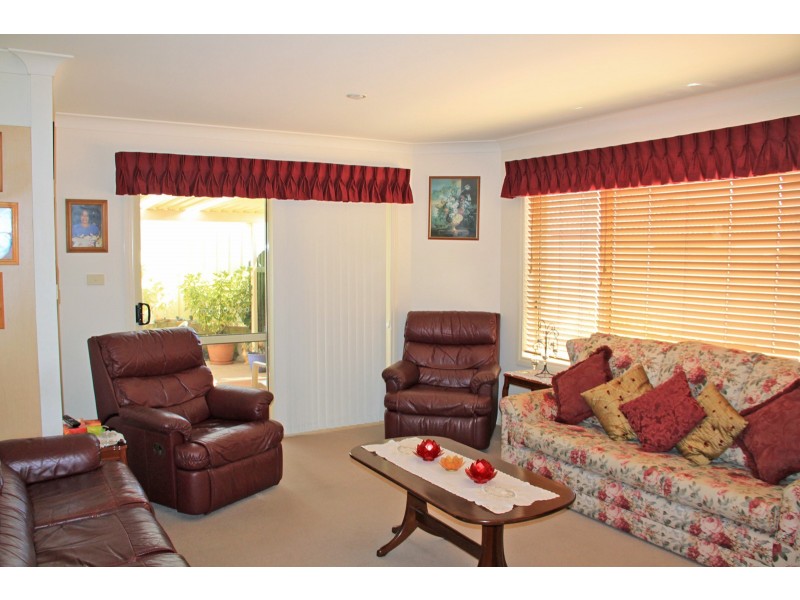 2/6 Margaret Close, Port Macquarie NSW 2444