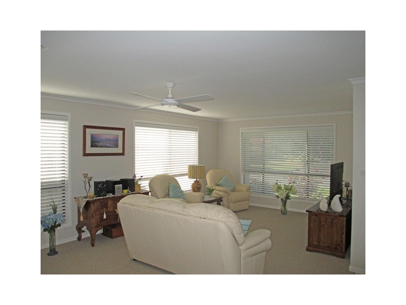 27 Greenmeadows Drive, Port Macquarie NSW 2444