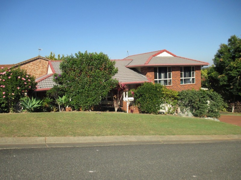 11 Clearwater Crescent, Port Macquarie NSW 2444