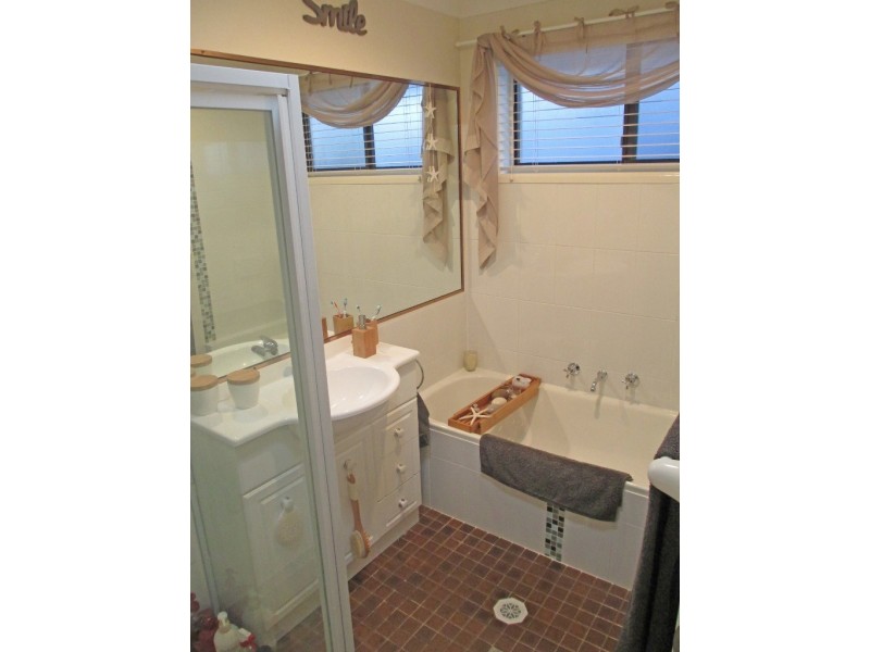 1618 Ocean Drive, Lake Cathie NSW 2445
