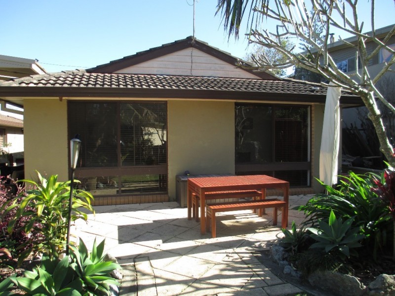 1618 Ocean Drive, Lake Cathie NSW 2445