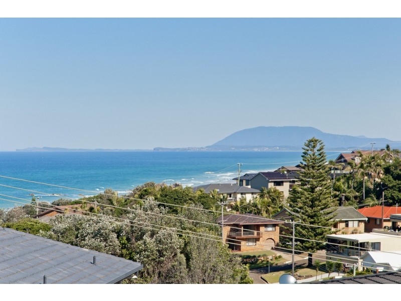 2/3 Davis Crescent, Port Macquarie NSW 2444