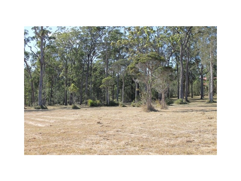 35 Lake Ridge Drive, Kew NSW 2439