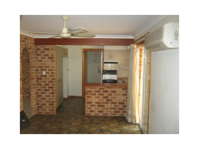 2/212 Matthew Flinders Drive, Port Macquarie NSW 2444