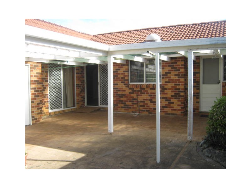 2/212 Matthew Flinders Drive, Port Macquarie NSW 2444