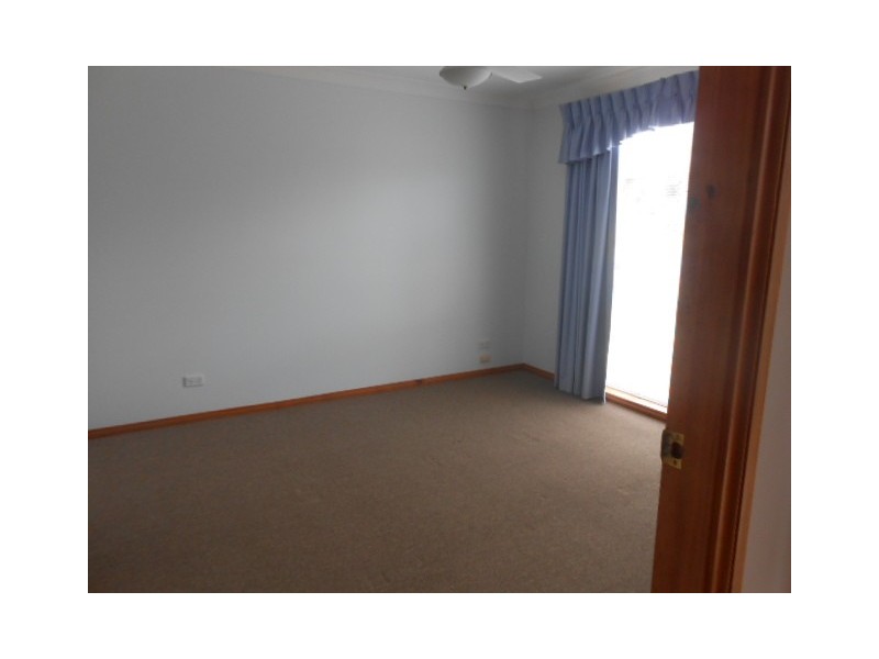 2/212 Matthew Flinders Drive, Port Macquarie NSW 2444