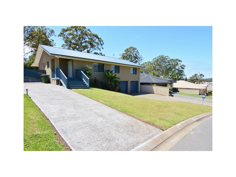 9 Lyrebird Place, Port Macquarie NSW 2444