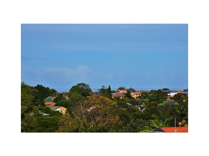 8 Moondara Terrace, Port Macquarie NSW 2444