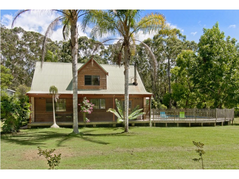 168 Kenwood Drive, Lake Cathie NSW 2445