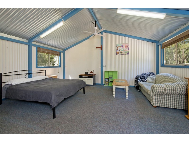 168 Kenwood Drive, Lake Cathie NSW 2445