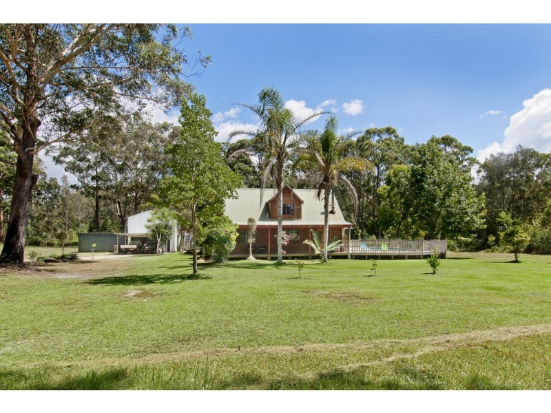 168 Kenwood Drive, Lake Cathie NSW 2445
