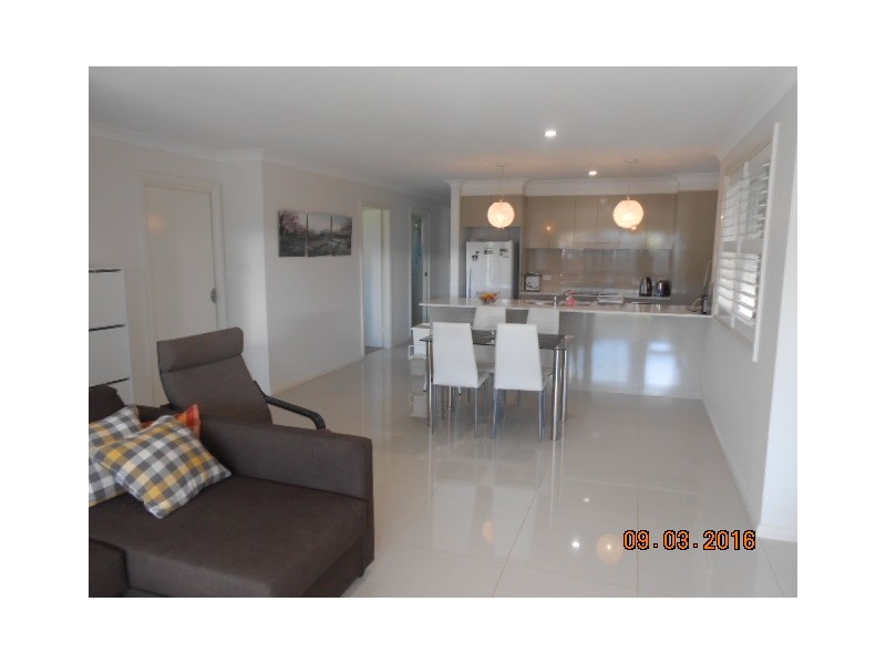 8B DRYANDRA PLACE, Port Macquarie NSW 2444