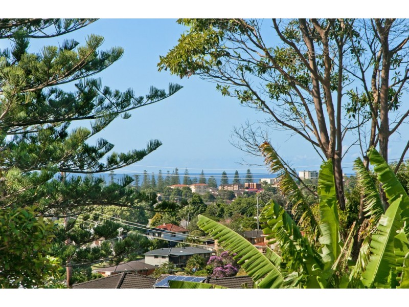 1 Marsden Crescent, Port Macquarie NSW 2444