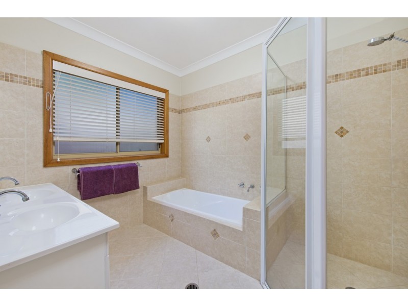 30 McLaren Drive, Port Macquarie NSW 2444