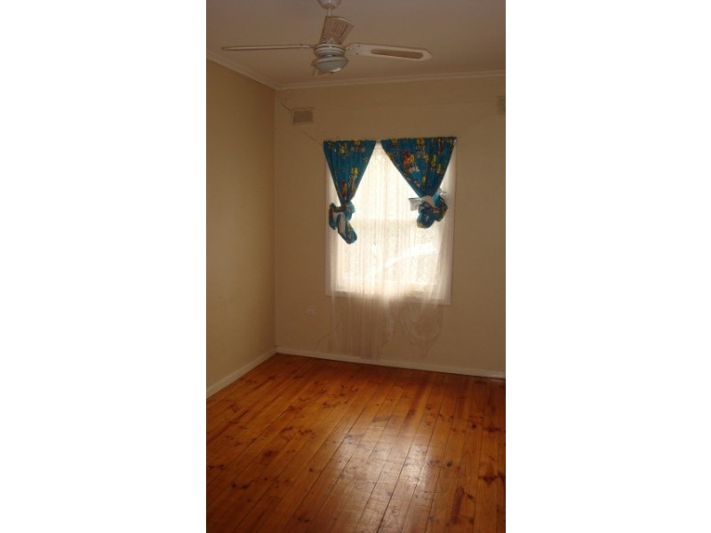 15 Holcomb Street, Elizabeth East SA 5112