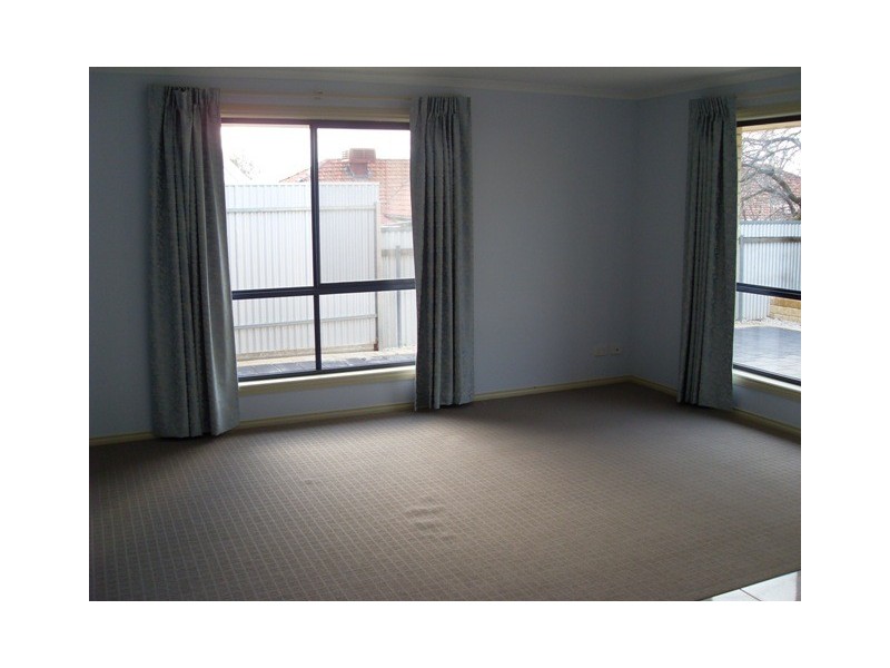 2 Pell Road, Enfield SA 5085