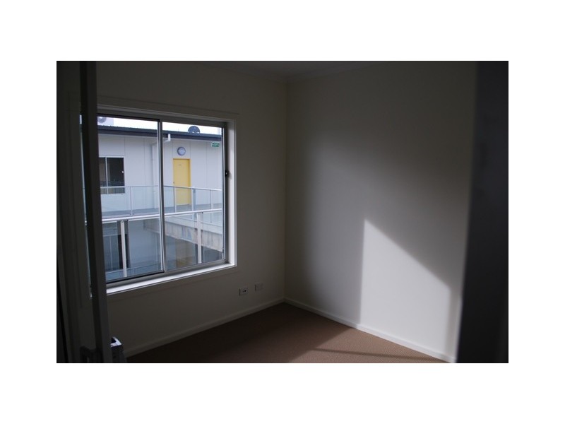 10-16 Apt 40 Light Common, Mawson Lakes SA 5095