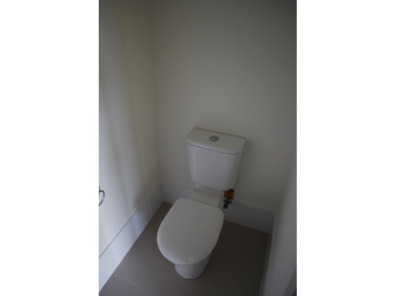 10-16 Apt 40 Light Common, Mawson Lakes SA 5095