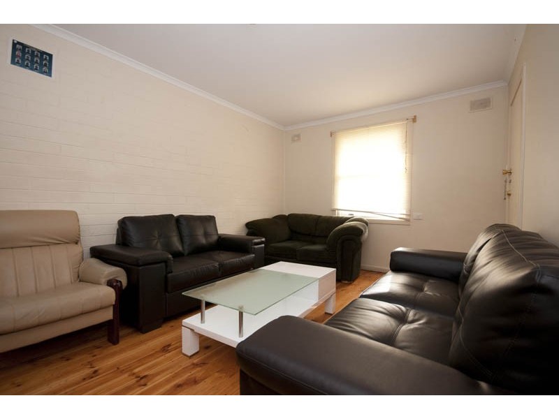 5 Moulds Crescent, Smithfield SA 5114