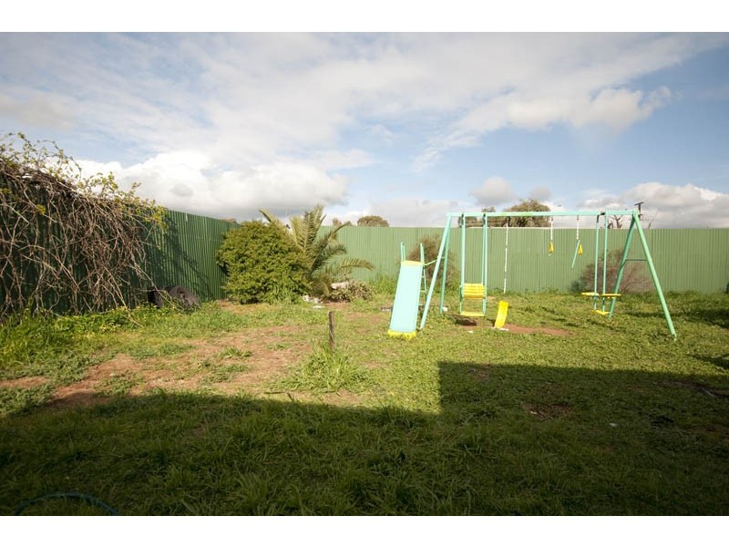 5 Moulds Crescent, Smithfield SA 5114