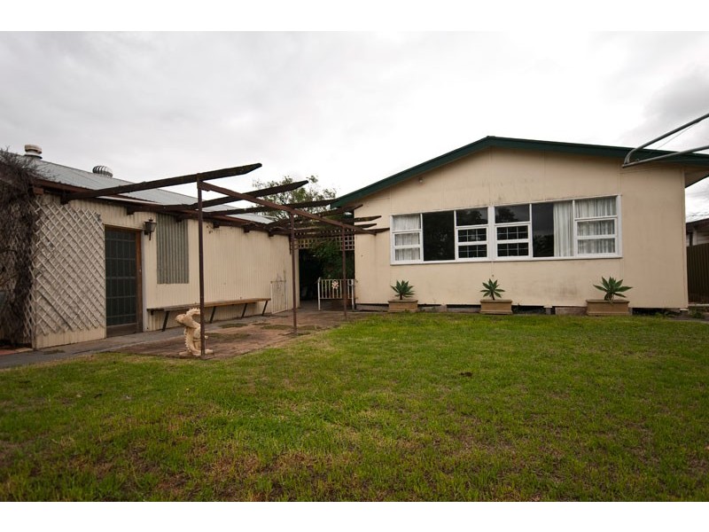 5 Moreshead Street, Greenacres SA 5086