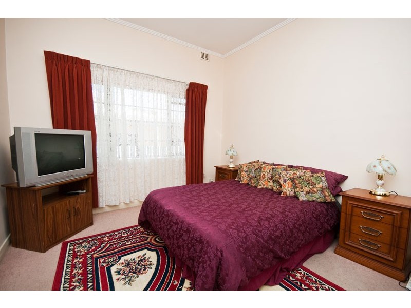 8 Livingstone Avenue, Prospect SA 5082