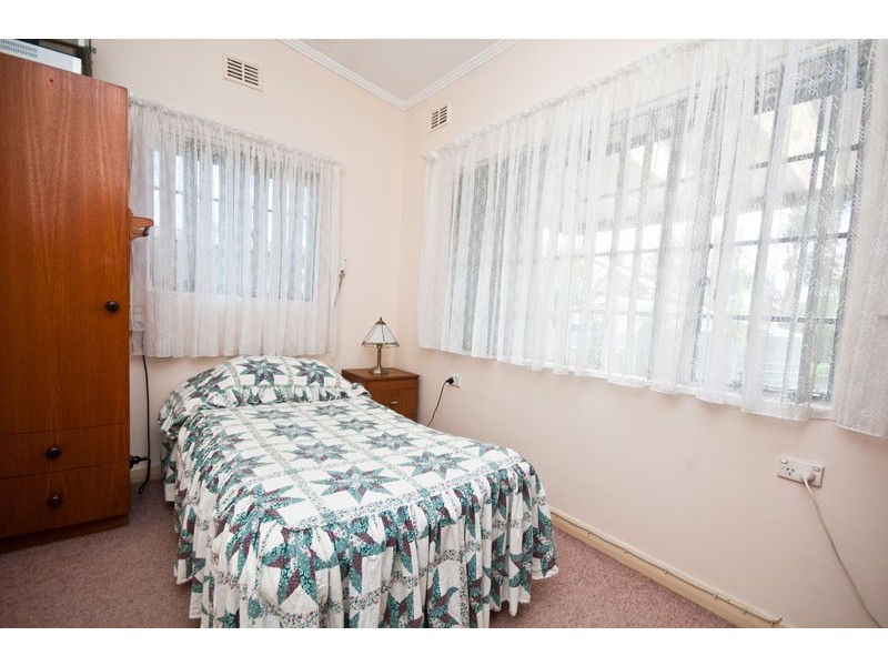 8 Livingstone Avenue, Prospect SA 5082