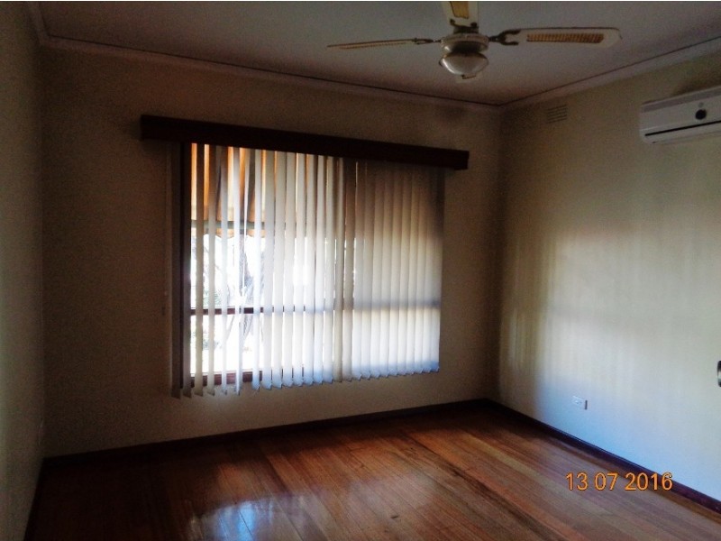 2/17 Synnot Street, Werribee VIC 3030