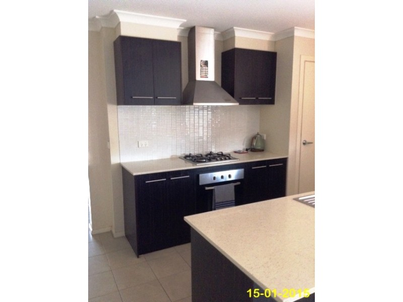 10 Gungurra Grove, Wyndham Vale VIC 3024