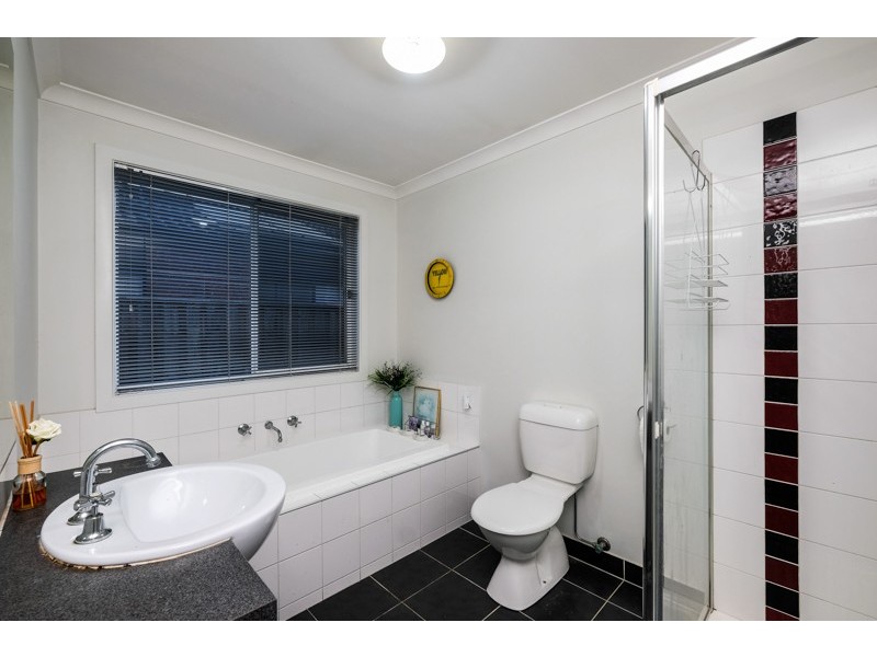 67 Hamish drive, Tarneit VIC 3029