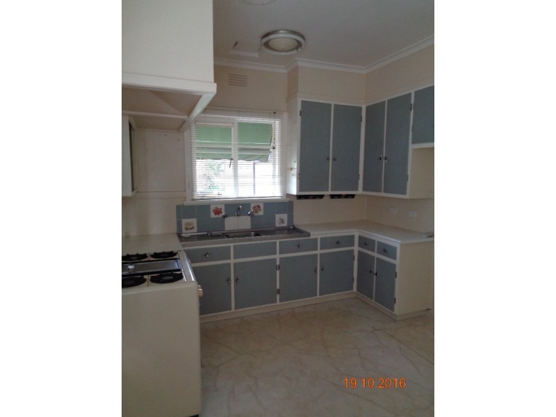 38 Station Street, Burwood VIC 3125