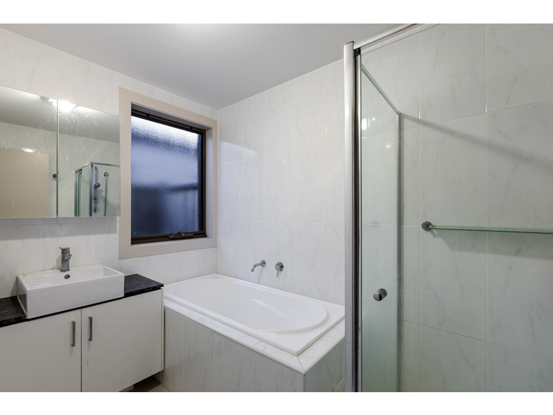 10 Ceratta crescent, Tarneit VIC 3029