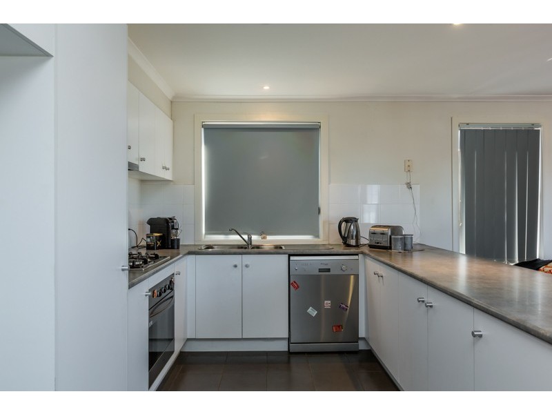 41 Billabong Crescent, Tarneit VIC 3029