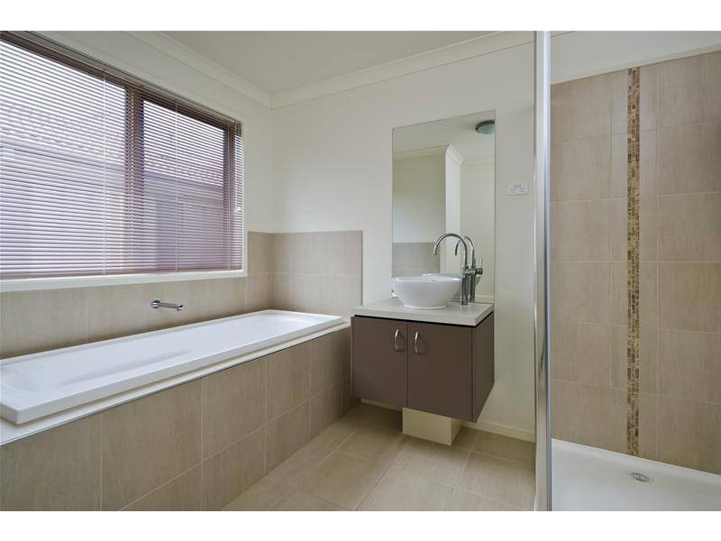 19 Edison Drive, Wyndham Vale VIC 3024