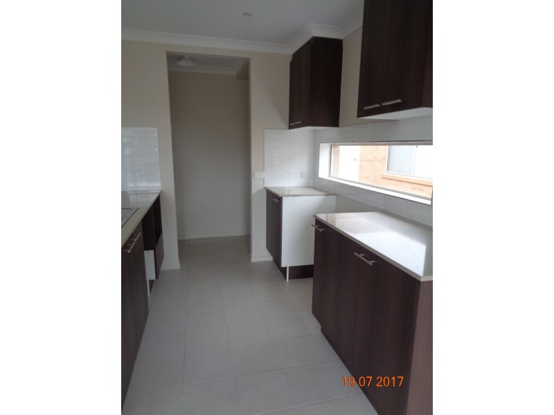 27 Karinya Way, Melton West VIC 3337