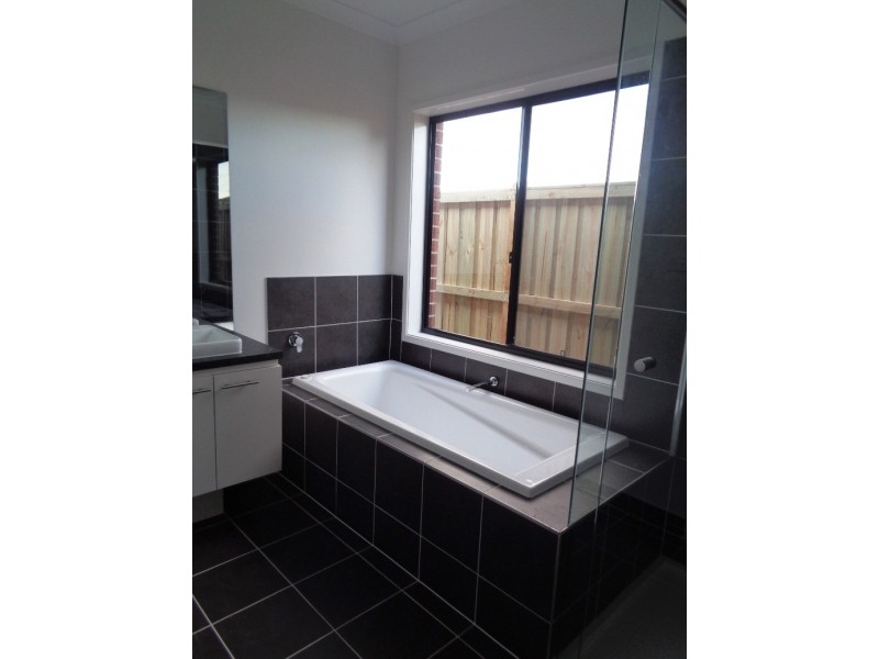 25 Teller Street, Tarneit VIC 3029