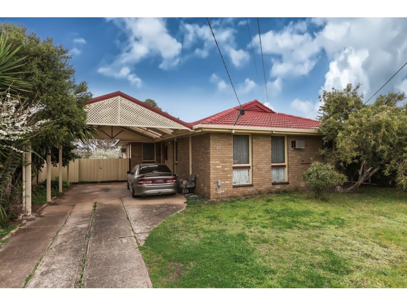 47 Huntingfield Drive, Hoppers Crossing VIC 3029