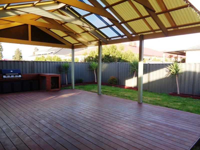 4 Bungalook Street, Wyndham Vale VIC 3024