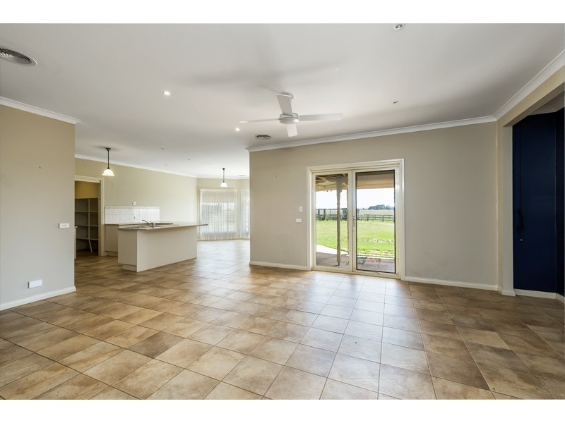 1070 Anakie Road, Lovely Banks VIC 3221