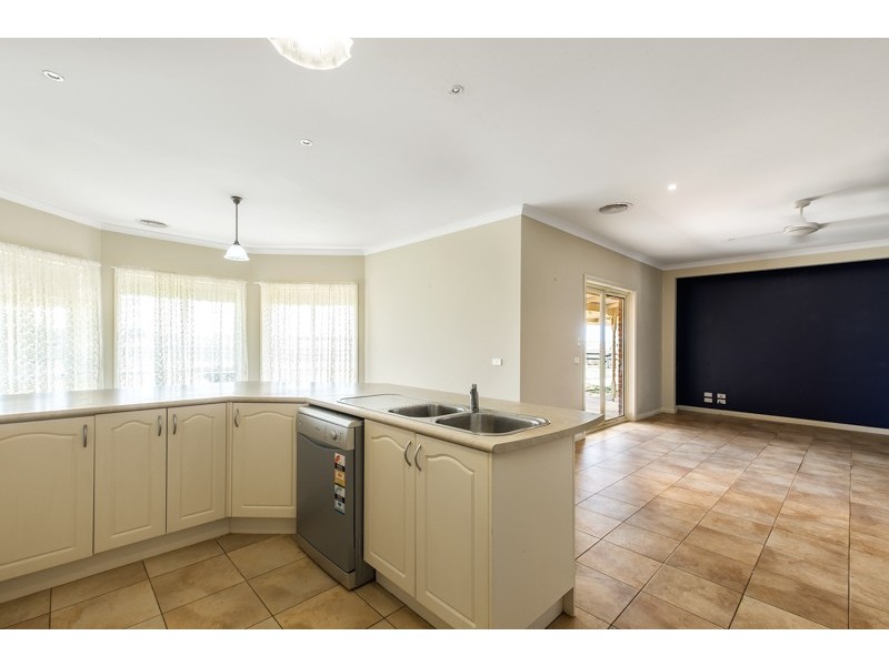 1070 Anakie Road, Lovely Banks VIC 3221