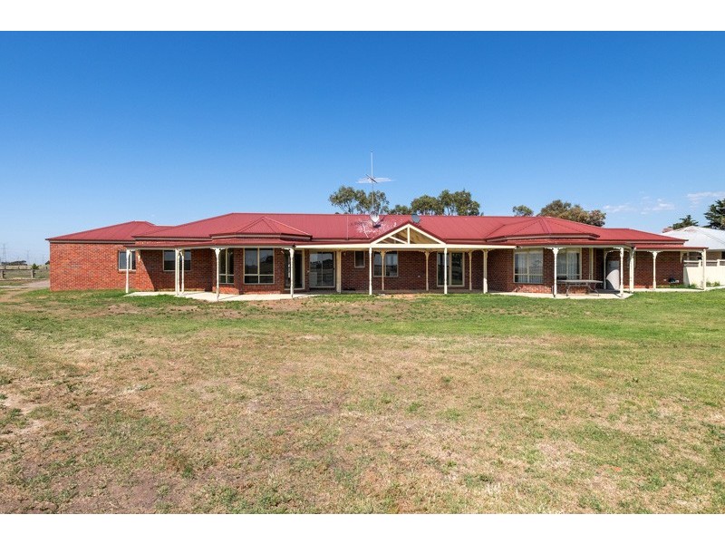 1070 Anakie Road, Lovely Banks VIC 3221