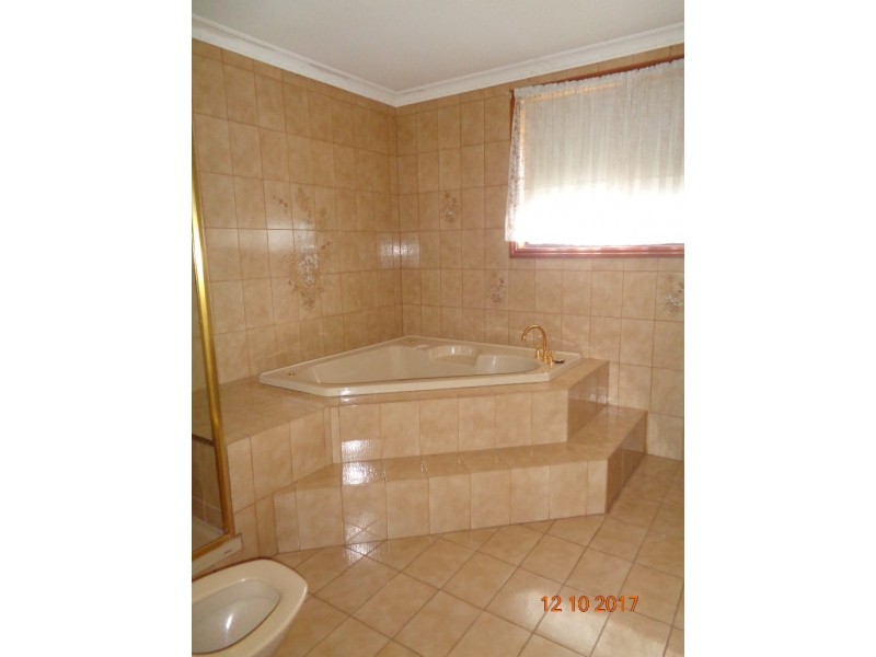 100 Gard Road, Mount Cottrell VIC 3024