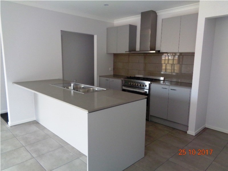 261 Black Forest Road, Werribee VIC 3030